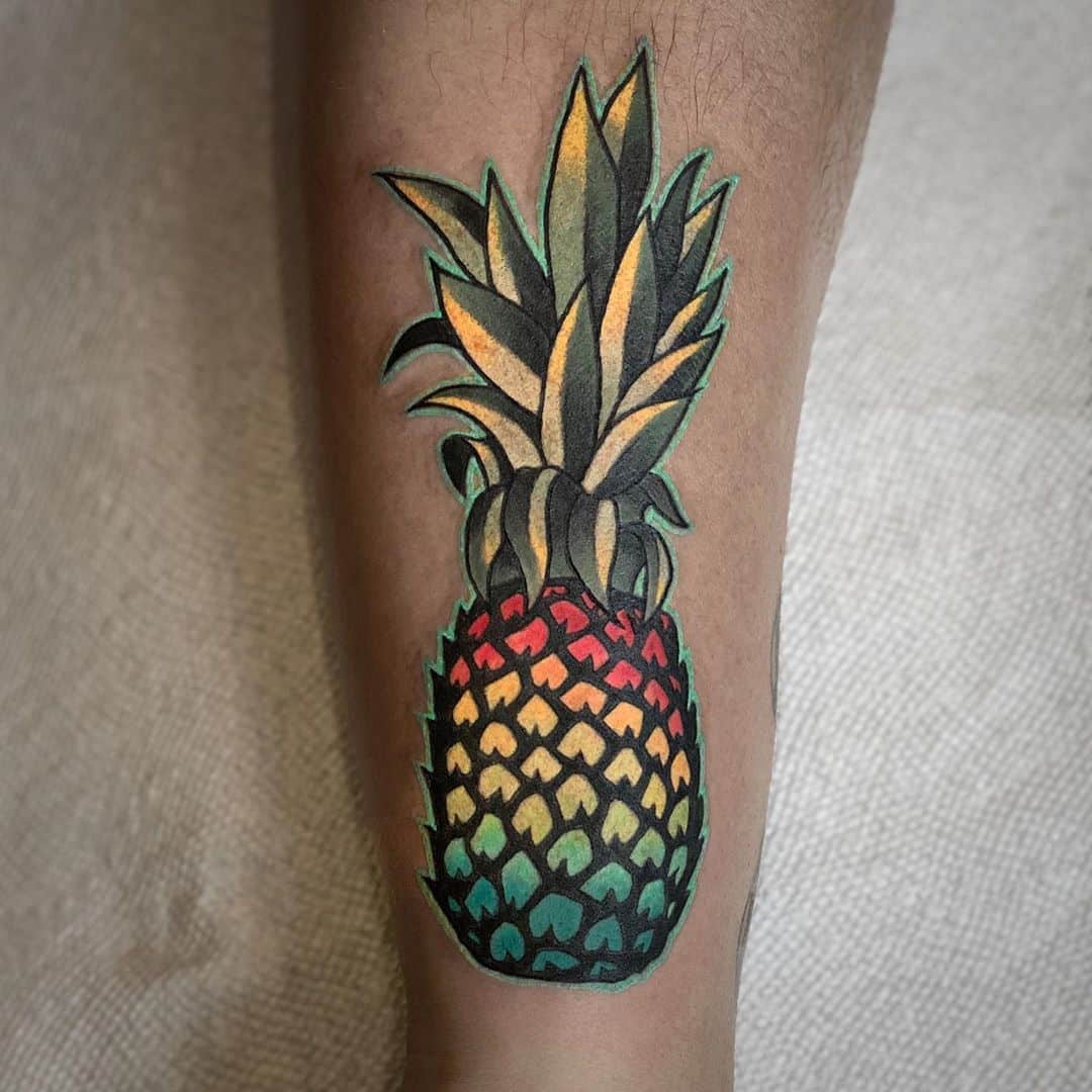 psychedelic-tattoo-style-pineapple