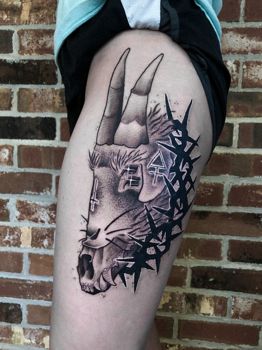 igor-puente-tattoo-artist-goat