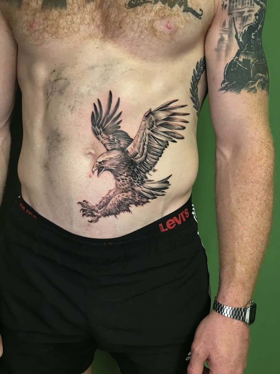 gui-art-work-tattoo-studio-eagle-belly