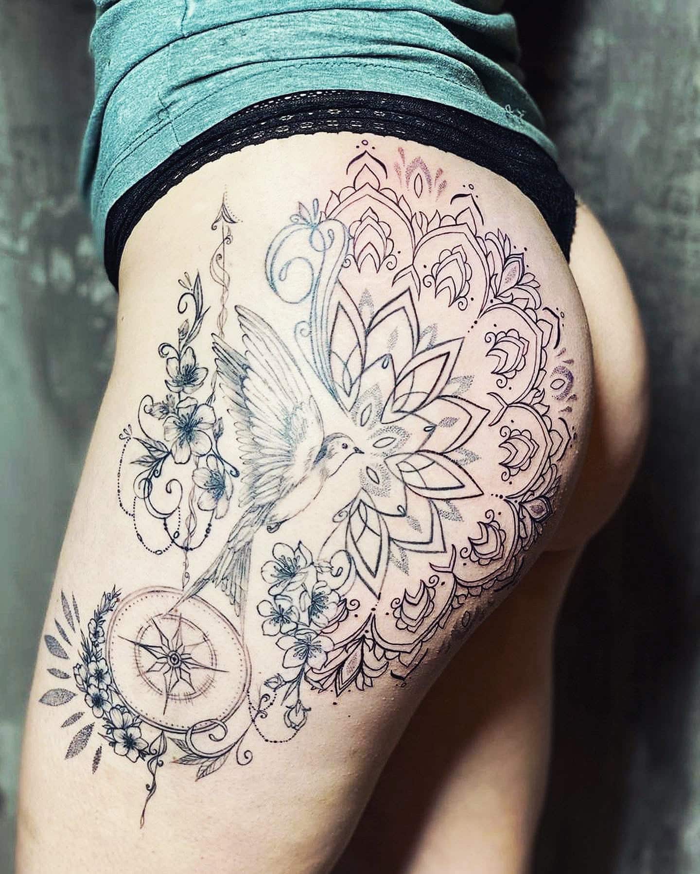 rowena-welter-tattoo-artist-mandala-black-and-grey