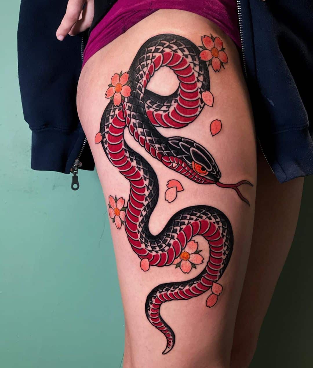 hebi-snake-japan-tattoo-leg