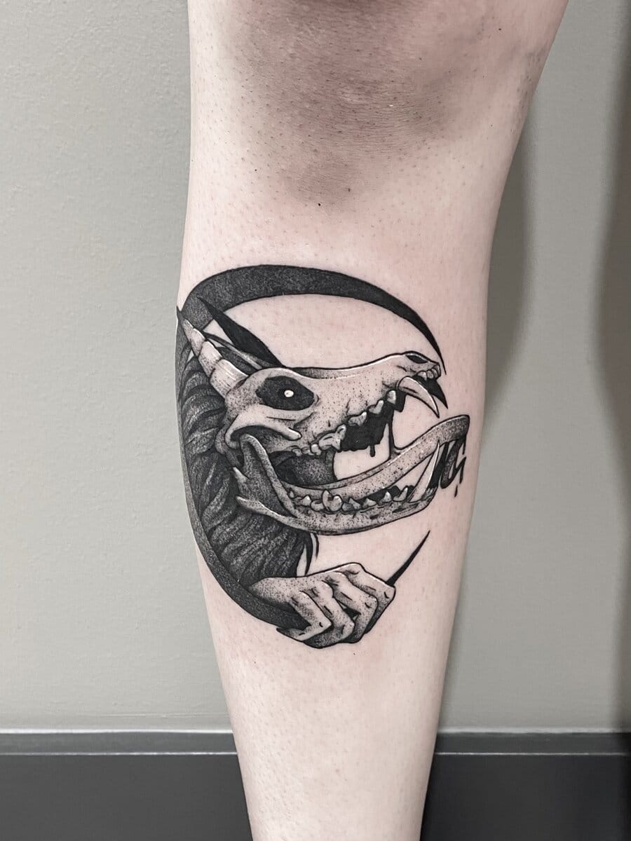 jordan-smith-tattoo-artist-animal-skull
