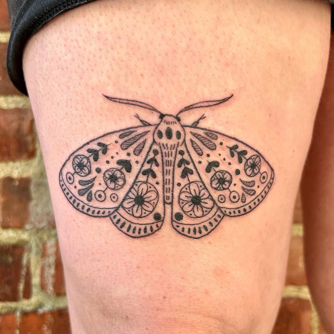 Moth Tattoo: The complete guide (Meaning and designs!)