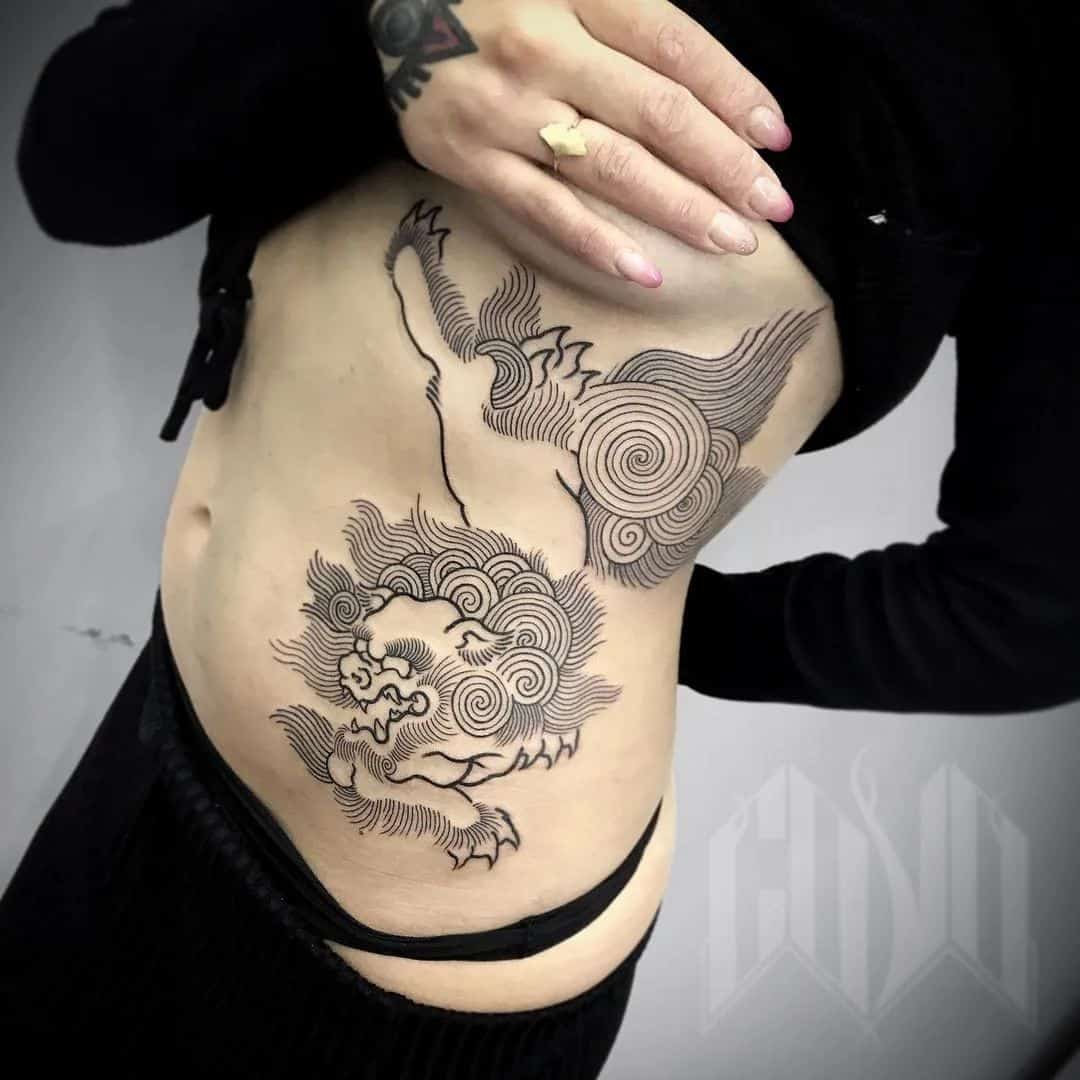 japanese-lion-tattoo-blackwork