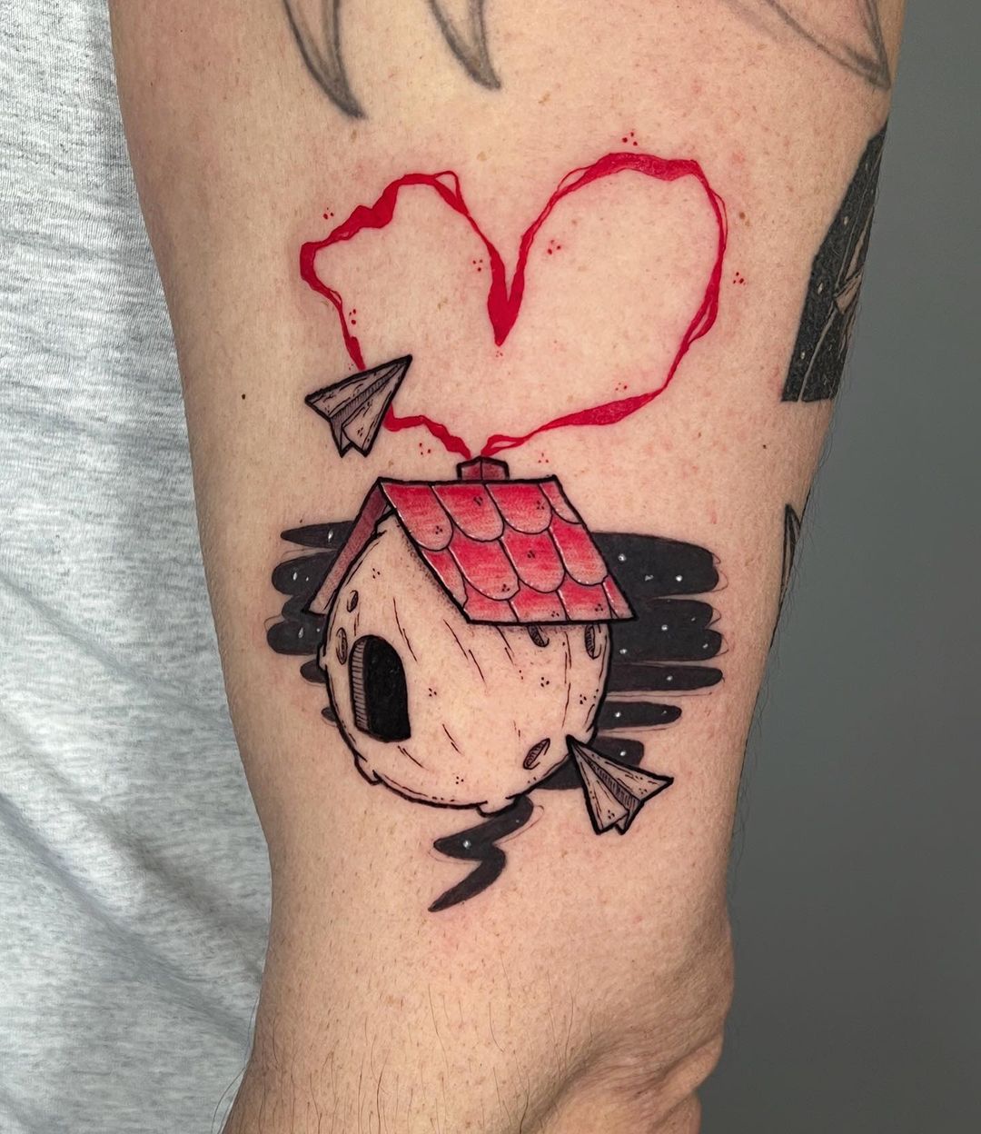 abstract-tattoo-house-love-hydra-skin