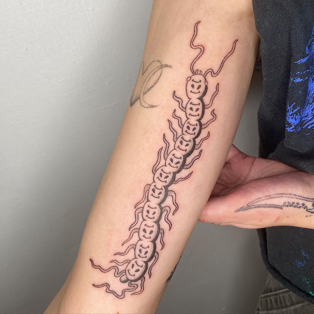 happy-or-sad-centipede-tattoo-michael-guirato