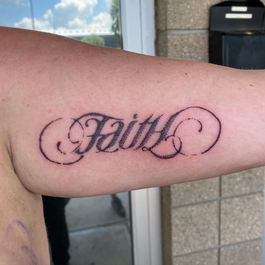 faith-hope-ambigram-tattoo-omaha-dotwork
