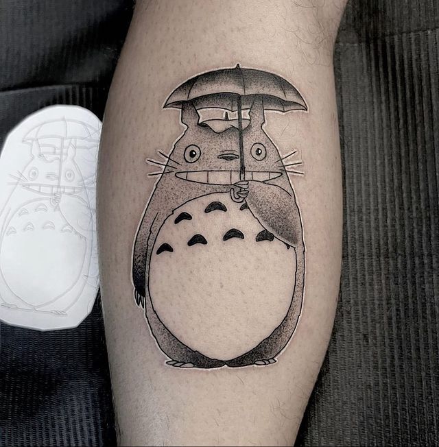 totoro-tattoo-black-and-gray-realistic
