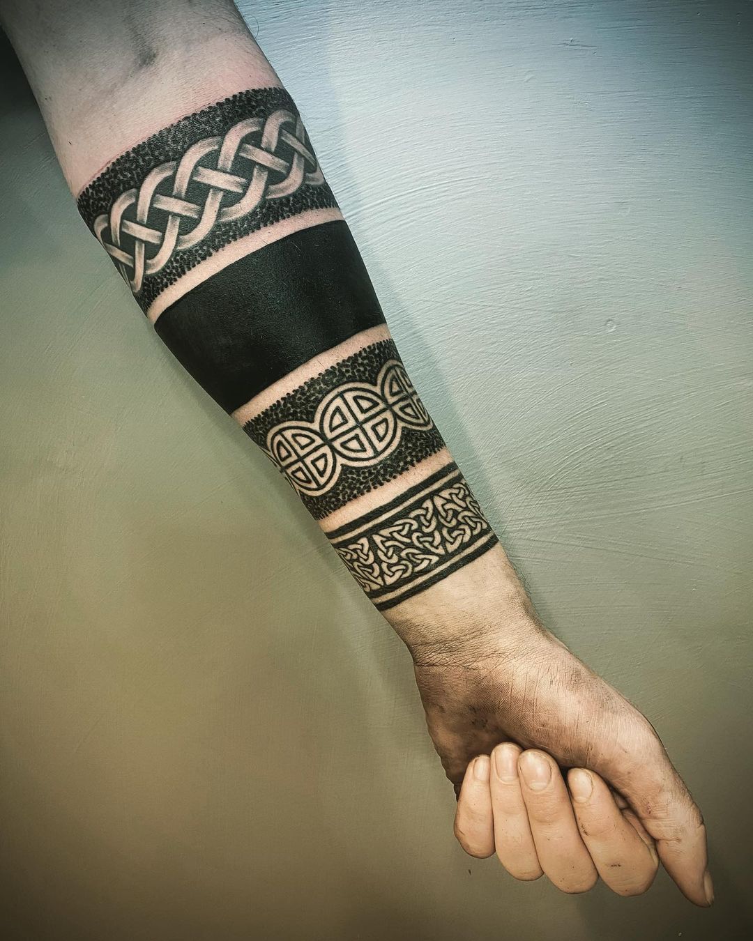 black-band-tattoo-fx
