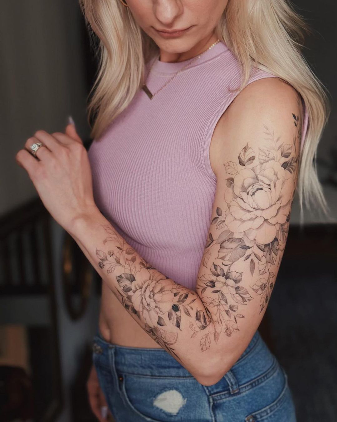 chicago tattoo shops yarik botanical arm sleeve