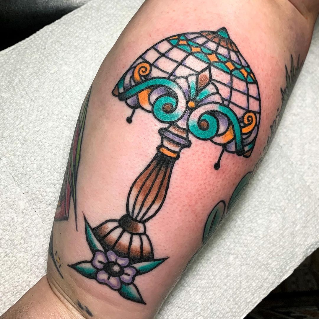 american-traditional-tattoo-tiffany-lamp
