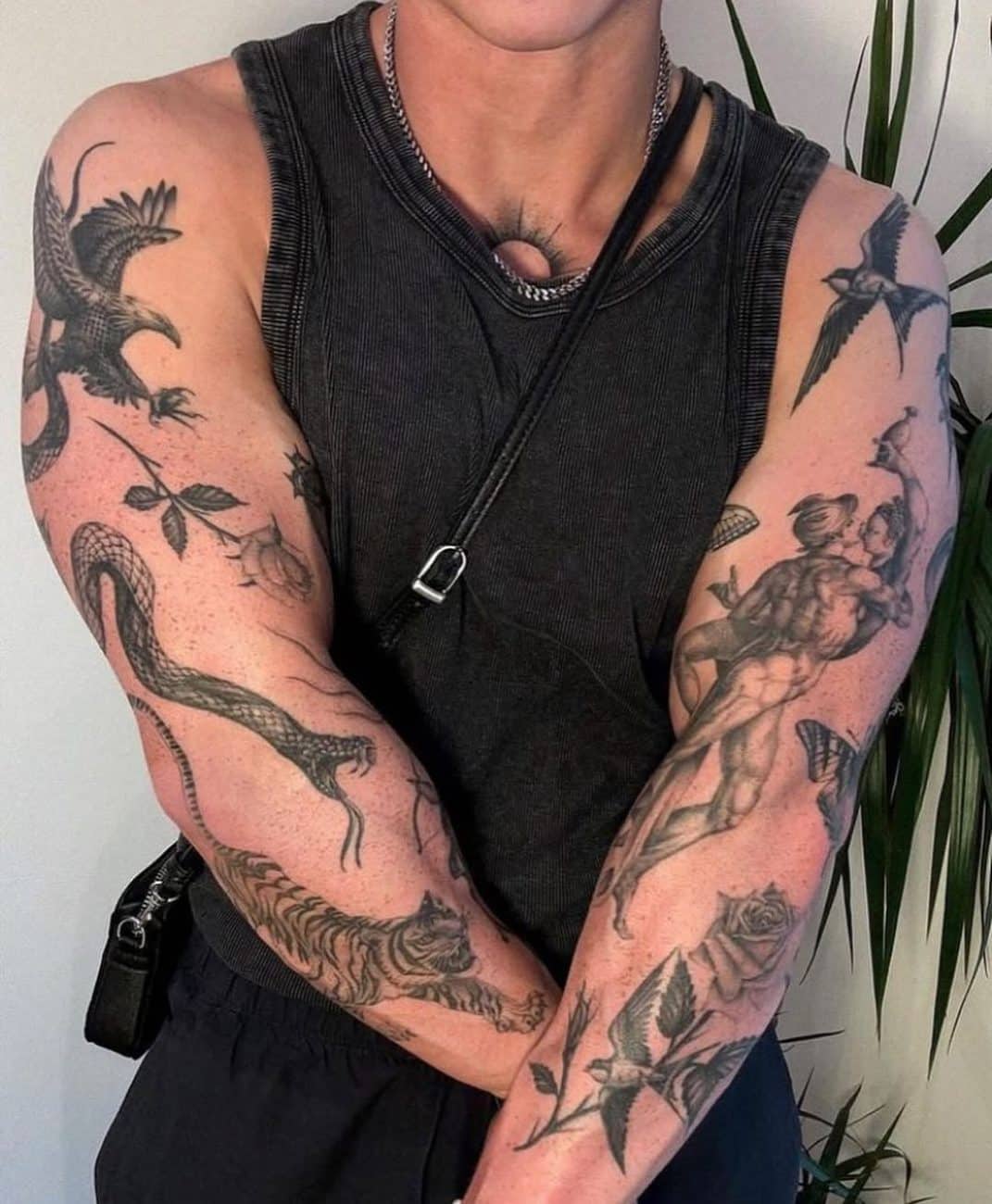 patchwork two arms tattoo delphin musquet