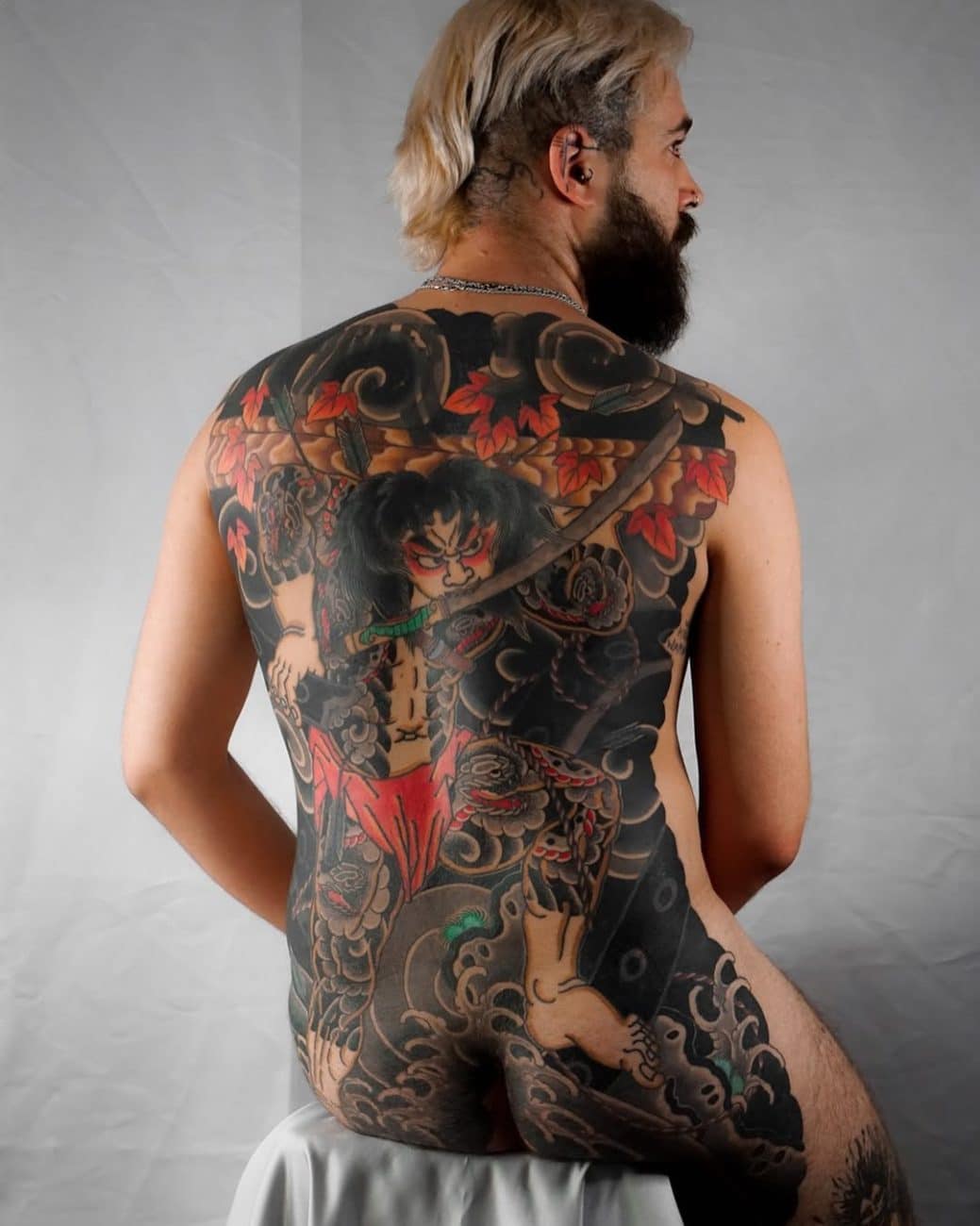 yazuza senaka tattoo samurai