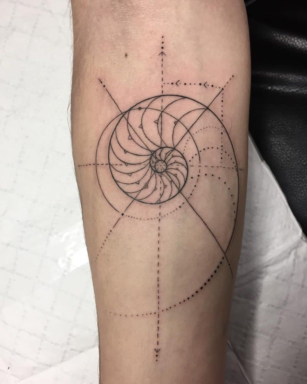 fibonacci spiral geometric tattoos borderline tattoos